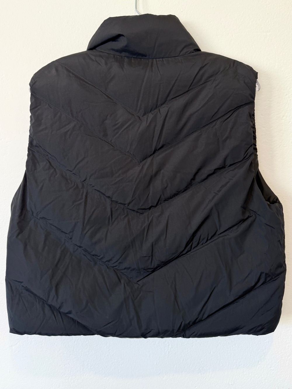 Uniqlo Pufftech Black Puffer Vest Women's Medium Cropped Quilted Zip - Picture 6 of 9